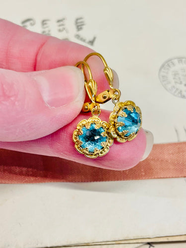 1980s Teal and Gold Dangle Pierced Earrings Jewelry Bloomers and Frocks